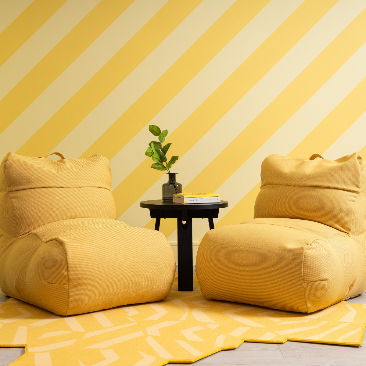 Bold textural rug for dynamic tech startups