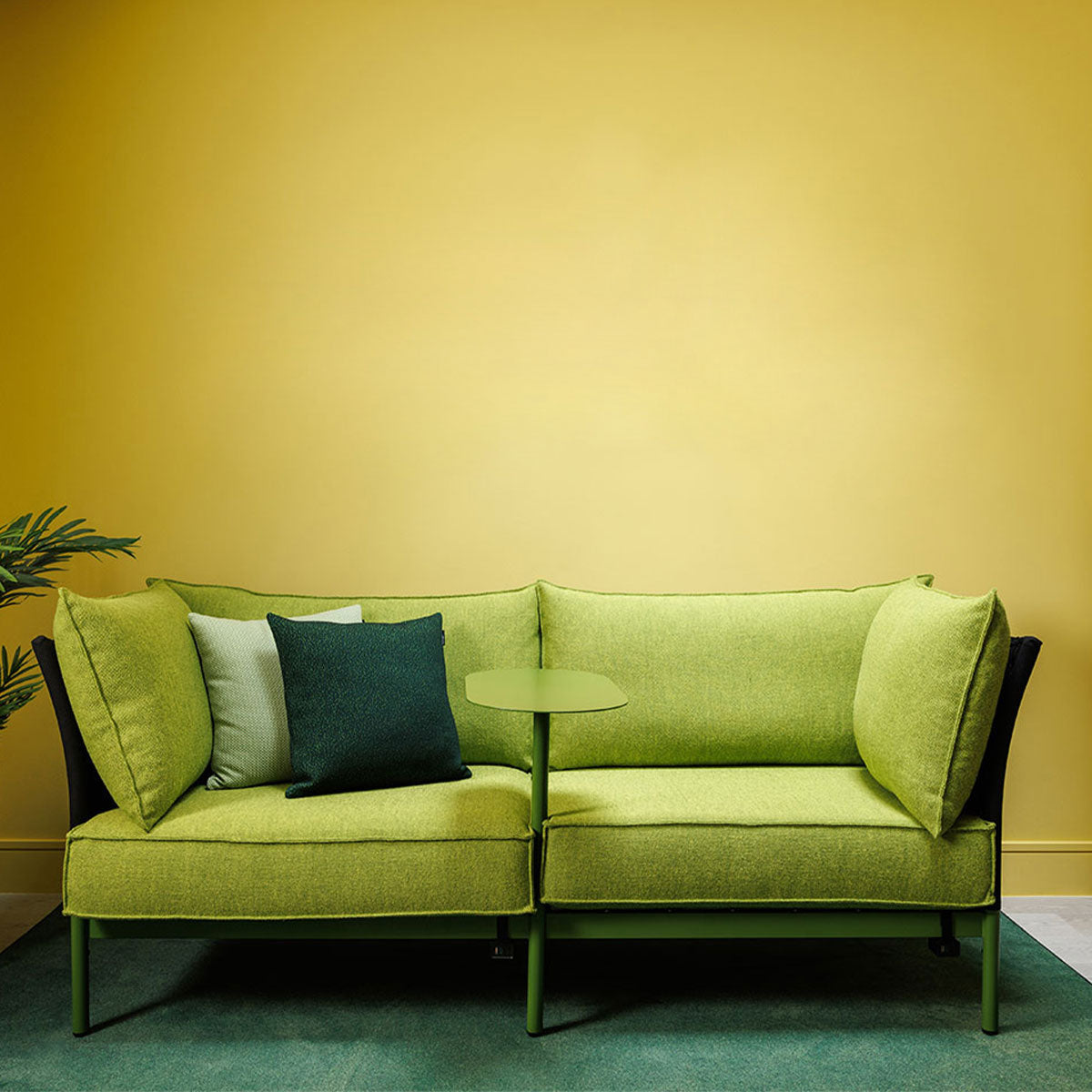 Durable colour gradient rug for high-traffic retail locations