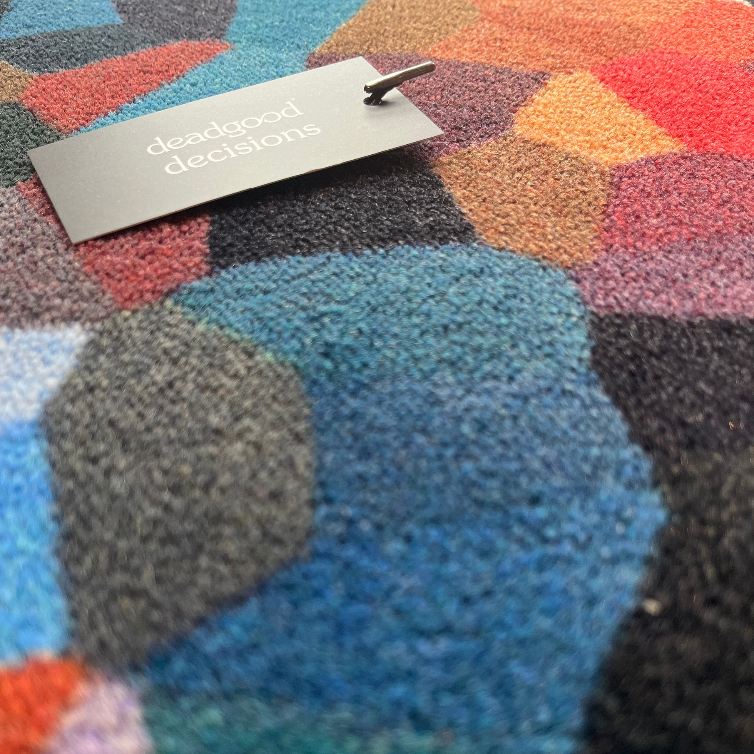 Detail of our low pile polyamide rug finish
